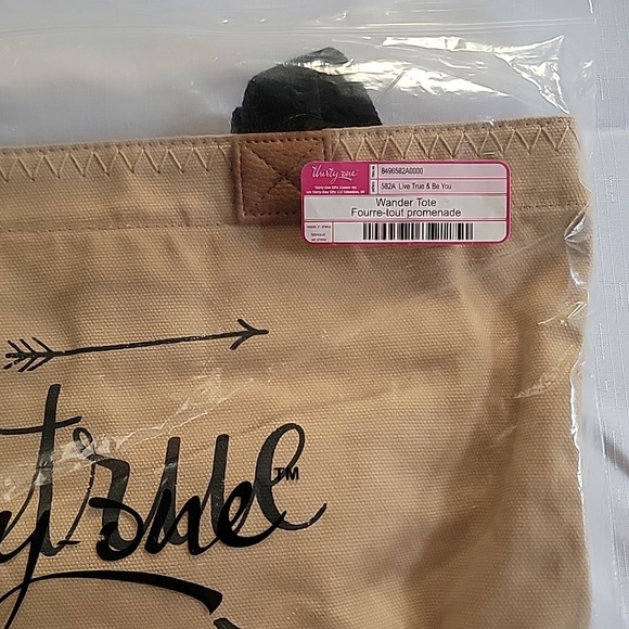 NIP Thirty-One "Be True and Be You" soft canvas Wander Tote - Picture 13 of 14